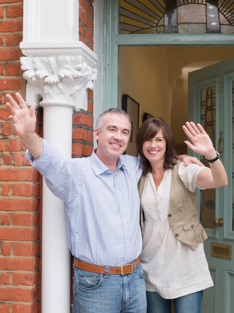 mature-man-and-woman-waving-2026-01-09-09-08-11-utc